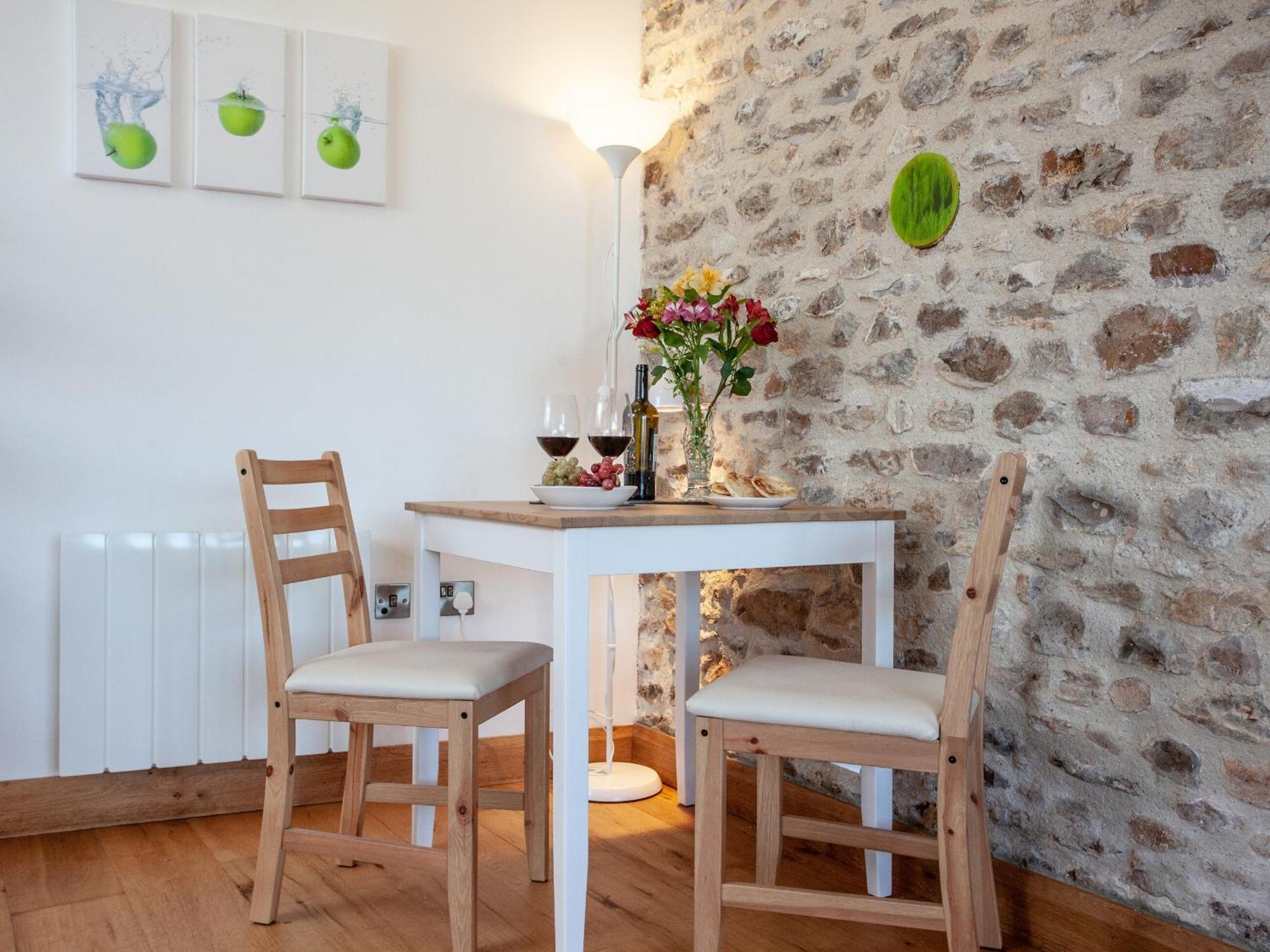 Villa Old Orchard Barn - The Annexe à Buckland St Mary Extérieur photo